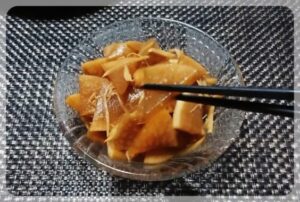 キューちゃん用の漬け汁に大根を漬けました。きゅうりとは違うパリパリ食感で美味しい～😋