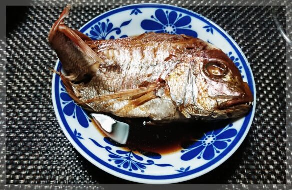 鯛の煮付け。目玉が一番美味しい😋