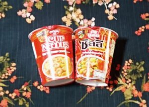 本家のトムヤムクン・ヌードルが180円(税抜き)なので仕方なくこちらをチョイス。120円だったかな？