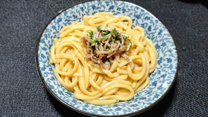 仕事がら夜遅くに帰宅するので、簡単に作れる“うどん”は神の麺なのですよ🤤